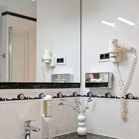 Guest house Hresc M 3*
