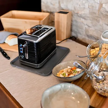 Hresc M 4* Задар