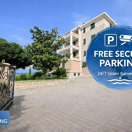 Hresc M 4* 扎达尔