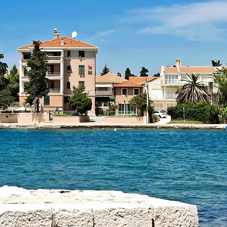 Hresc M 3* Zadar