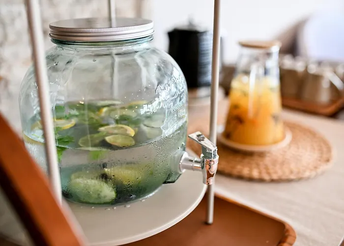 Hresc M Gostinjska kuća 4*